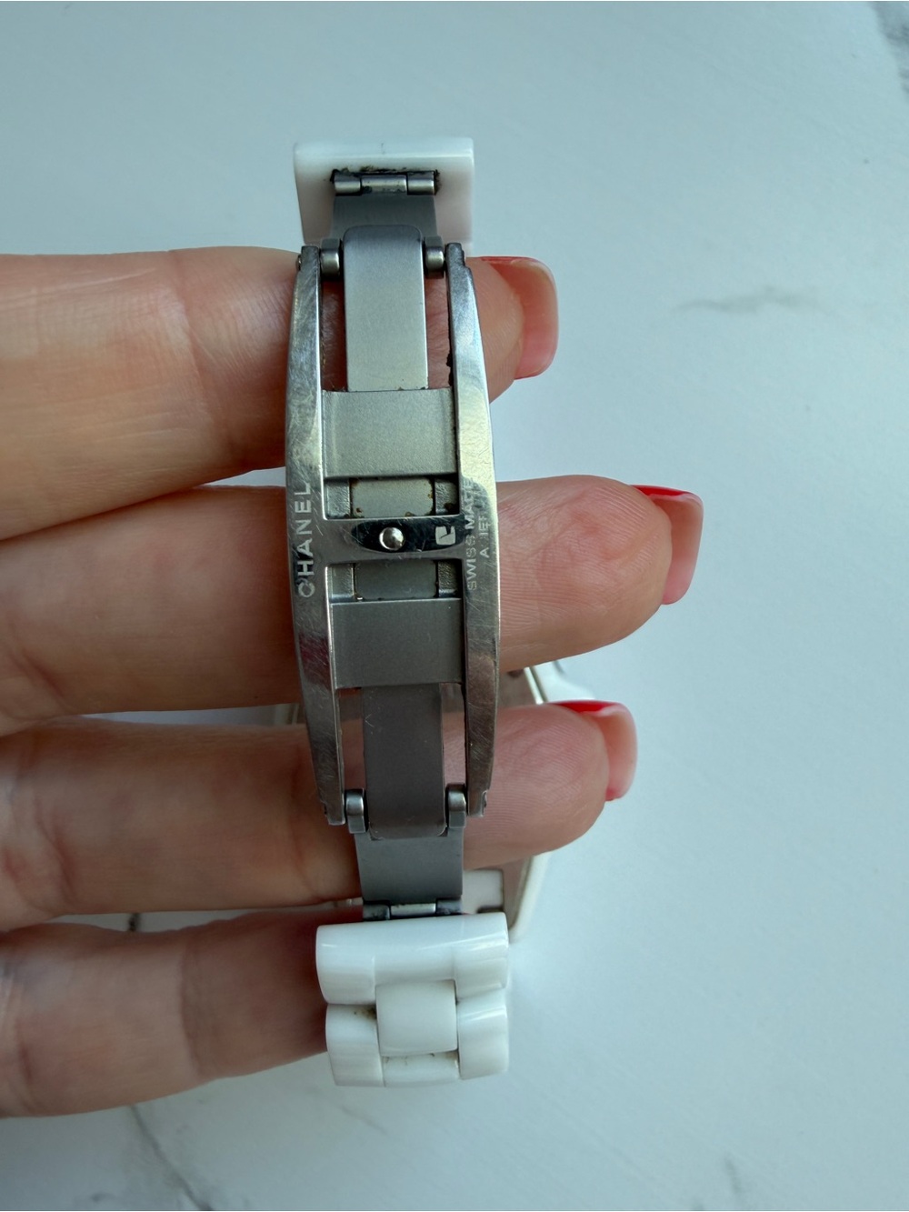 CHANEL J12 H1628 33mm White Ceramic Diamond Quartz Watch - Picture 7 of 7